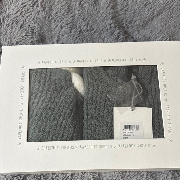 Barefoot Dreams Cozy baby gift set